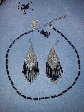 ✨ NWT Handmade Beaded Jewelry Set Silver Black Fringe Earrings Choker ✨
